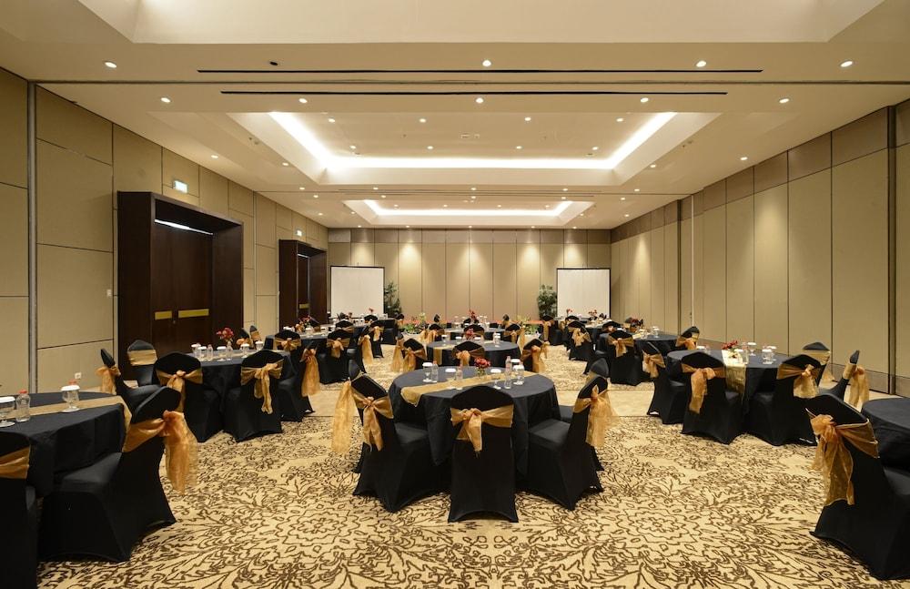 Premier Place Surabaya Airport Sidoarjo Ngoại thất bức ảnh