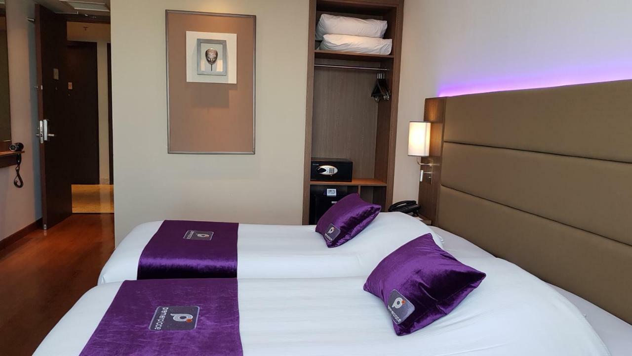 Premier Place Surabaya Airport Sidoarjo Ngoại thất bức ảnh