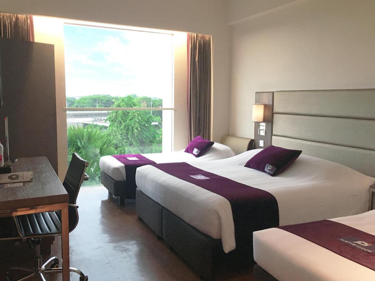 Premier Place Surabaya Airport Sidoarjo Ngoại thất bức ảnh